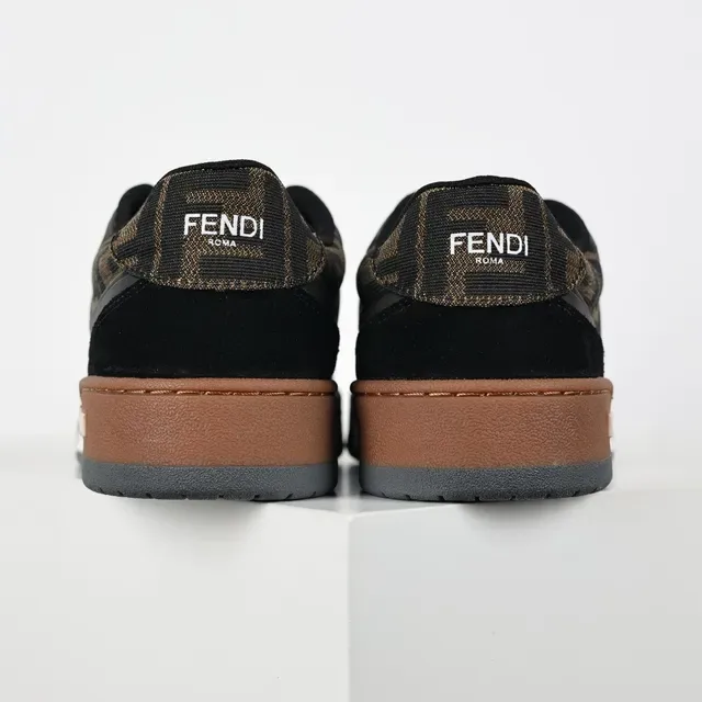 Fendi Monogram Chaussures Lifestyle en Suède 8