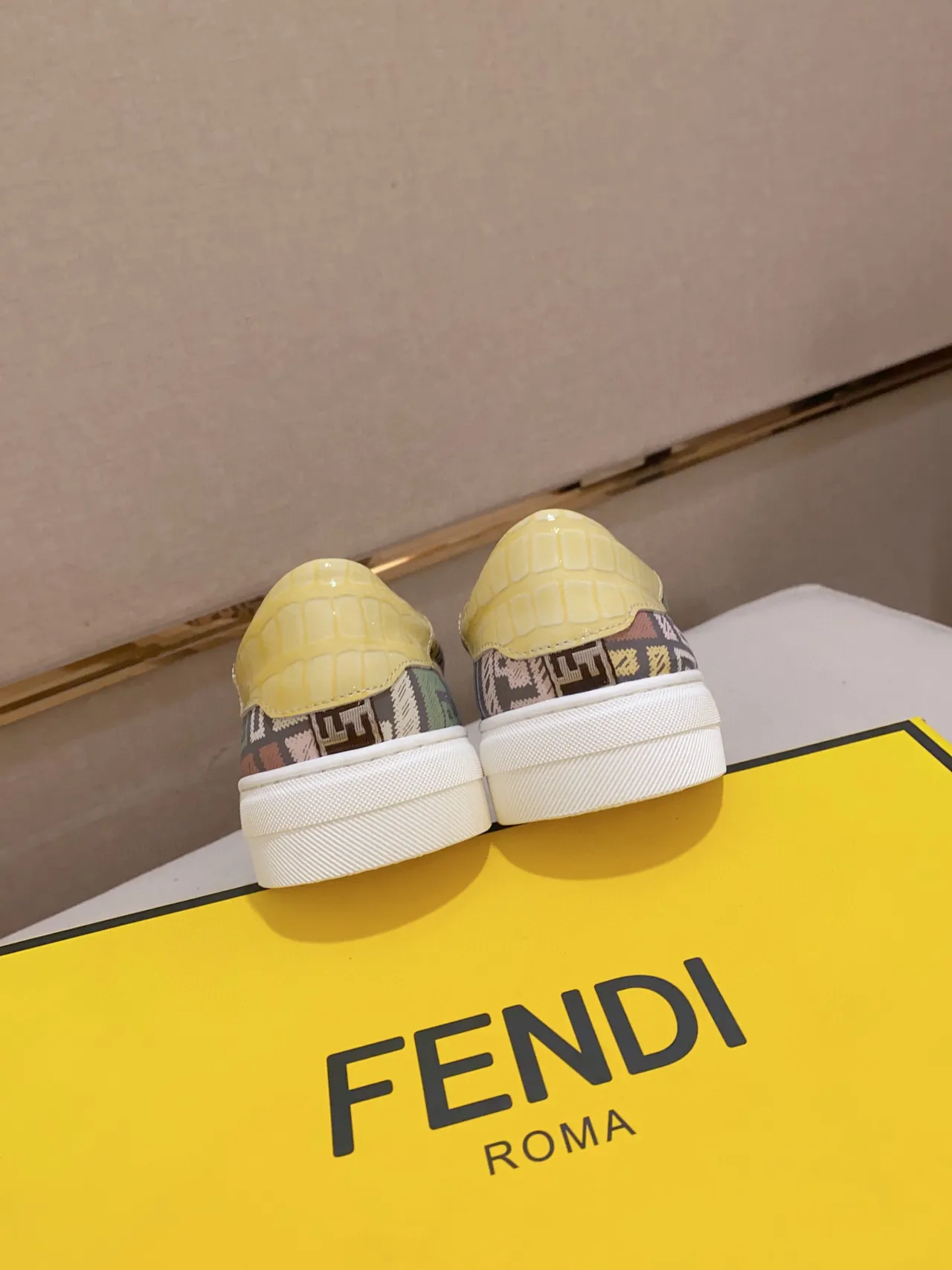Fendi Multicolor Amarelo Slip-On FF Monogram Print Lifestyle Tênis 3