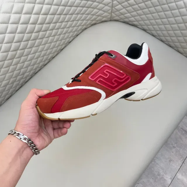 Fendi Rouge Blanc Sans Lacets Slip-On Oversized Avec Logo FF Lifestyle Sneakers 4