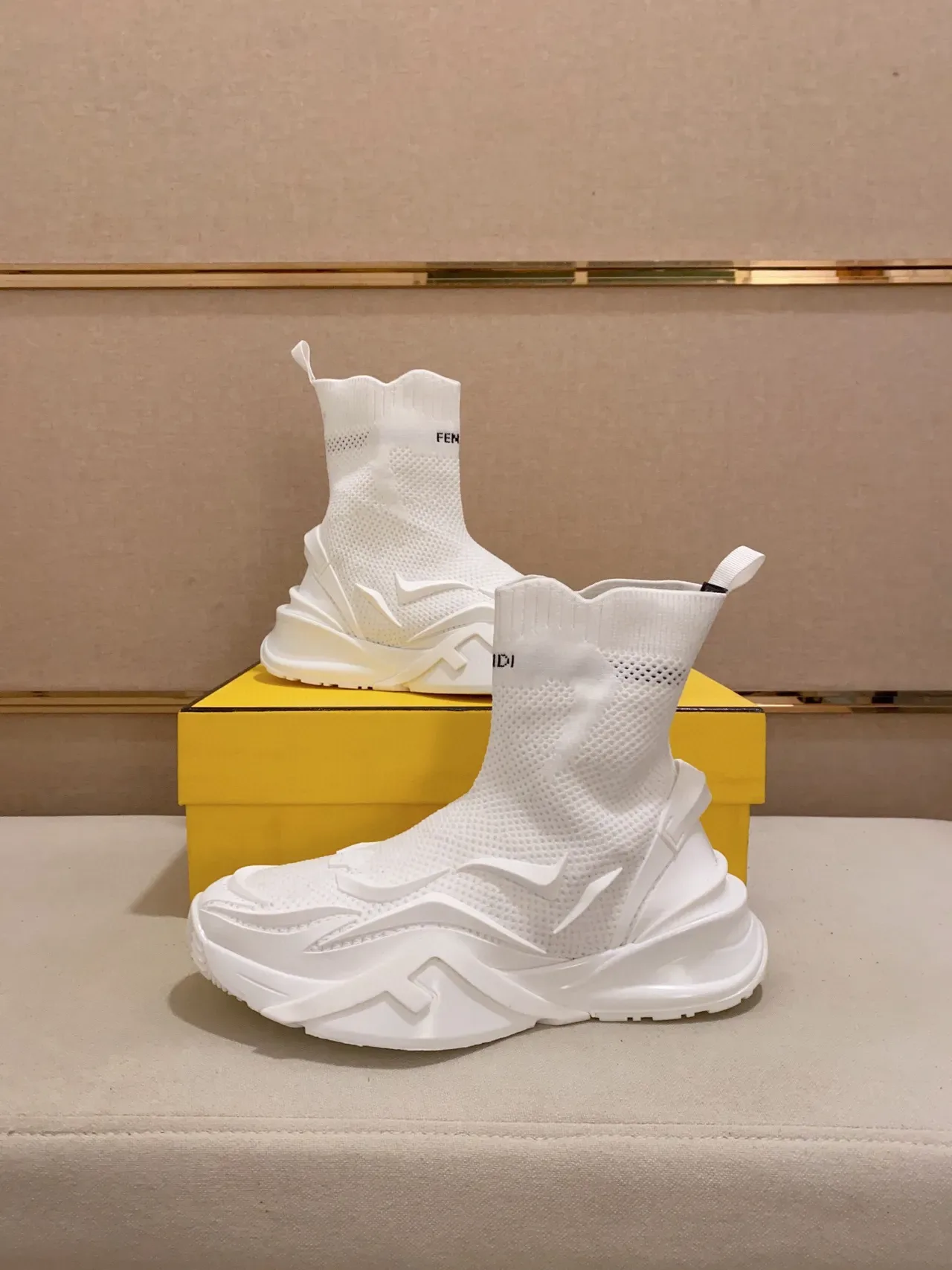Tênis Fendi Speed Trainer All White Sock Fit Chunky 5