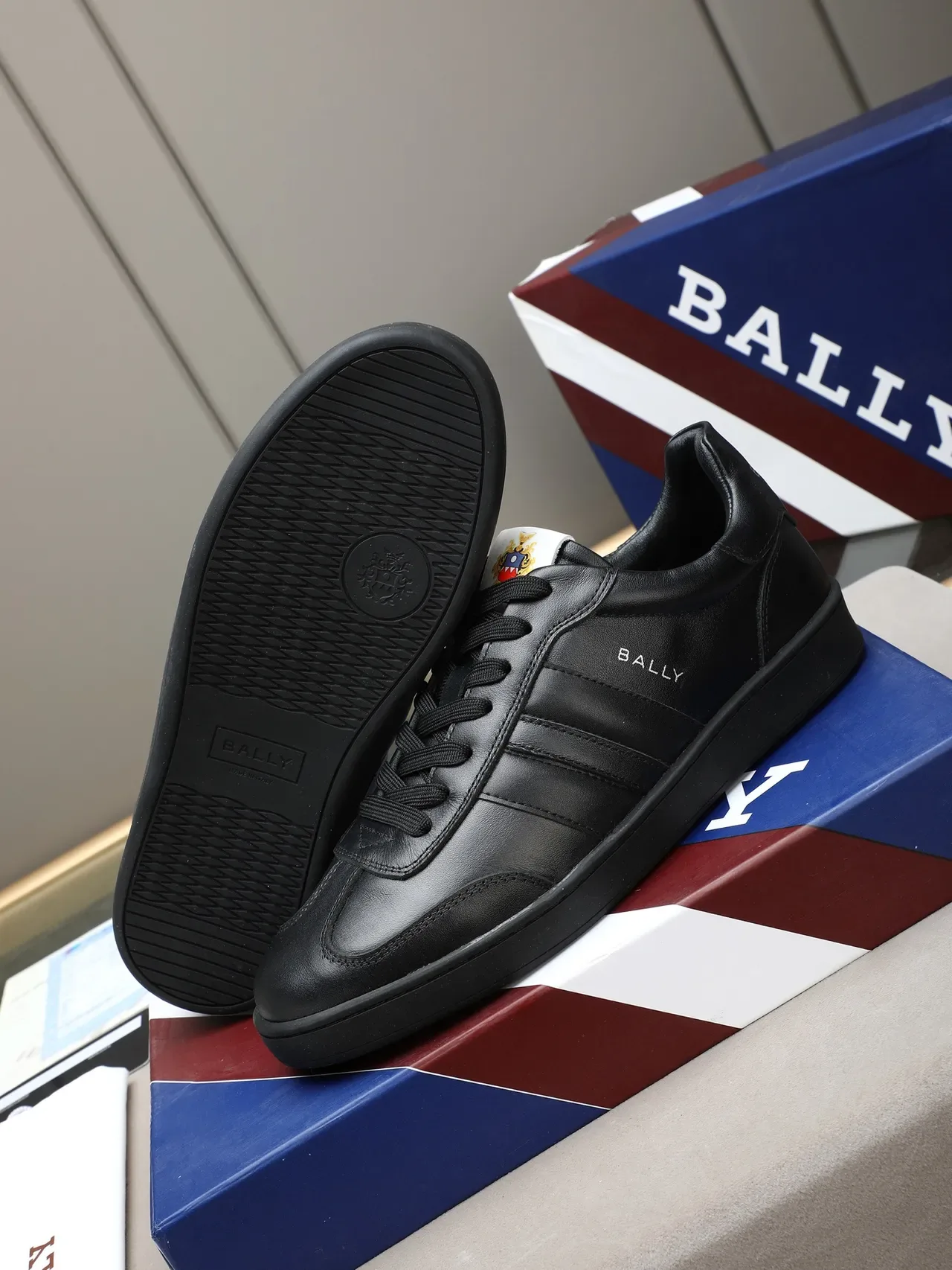 BALLY Black Leather Lifestyle Sneakers 4