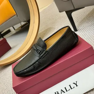 Bally Noir Cuir Pebbled Horsebit Loafer