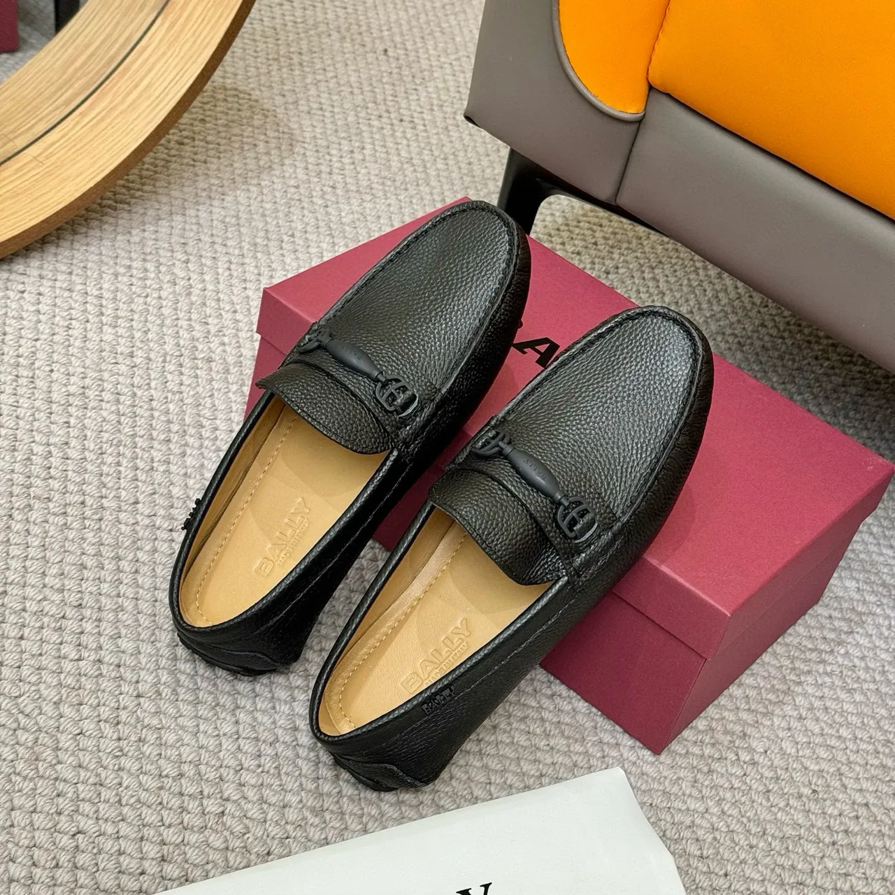Bally Black Pebbled Leather Horsebit Loafer 8