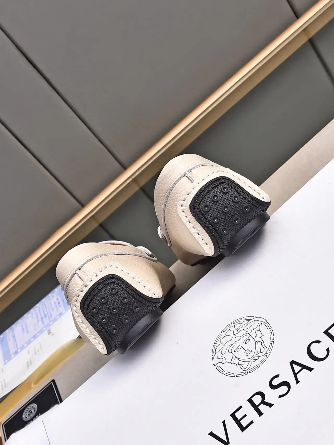 Beige Black Leather Loafers Moc-Toe Stitching Loafer 3