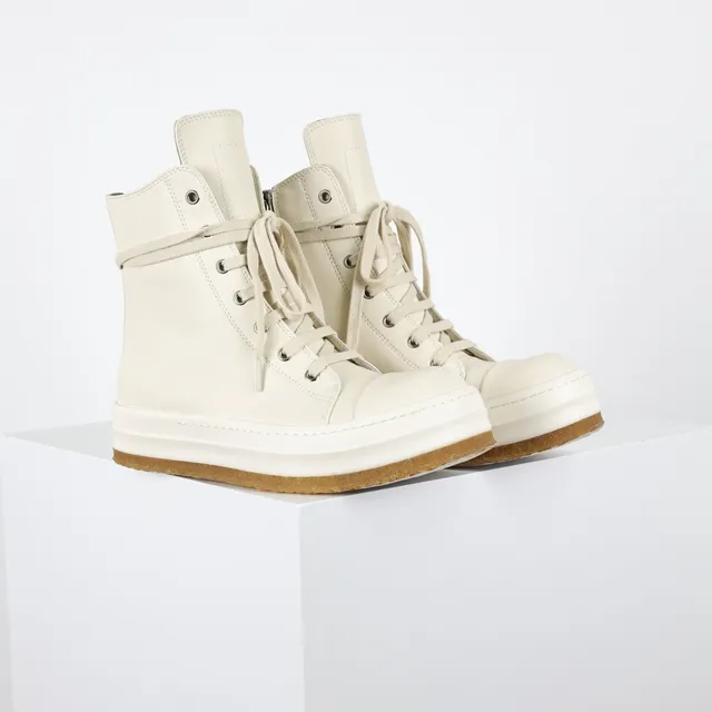 Beige Brown High-Top Platform Sole Boots 3