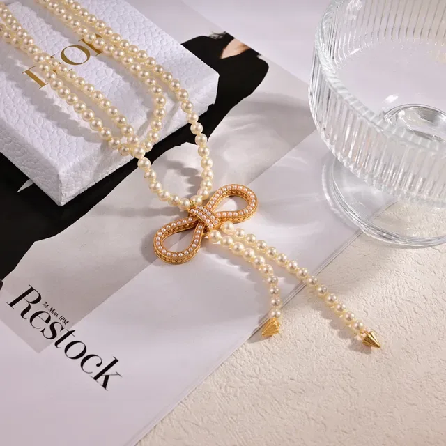 Beige Gold Double-Strand Pearl Necklace 4