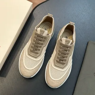Zapatillas lifestyle de malla beige y overlay taupe