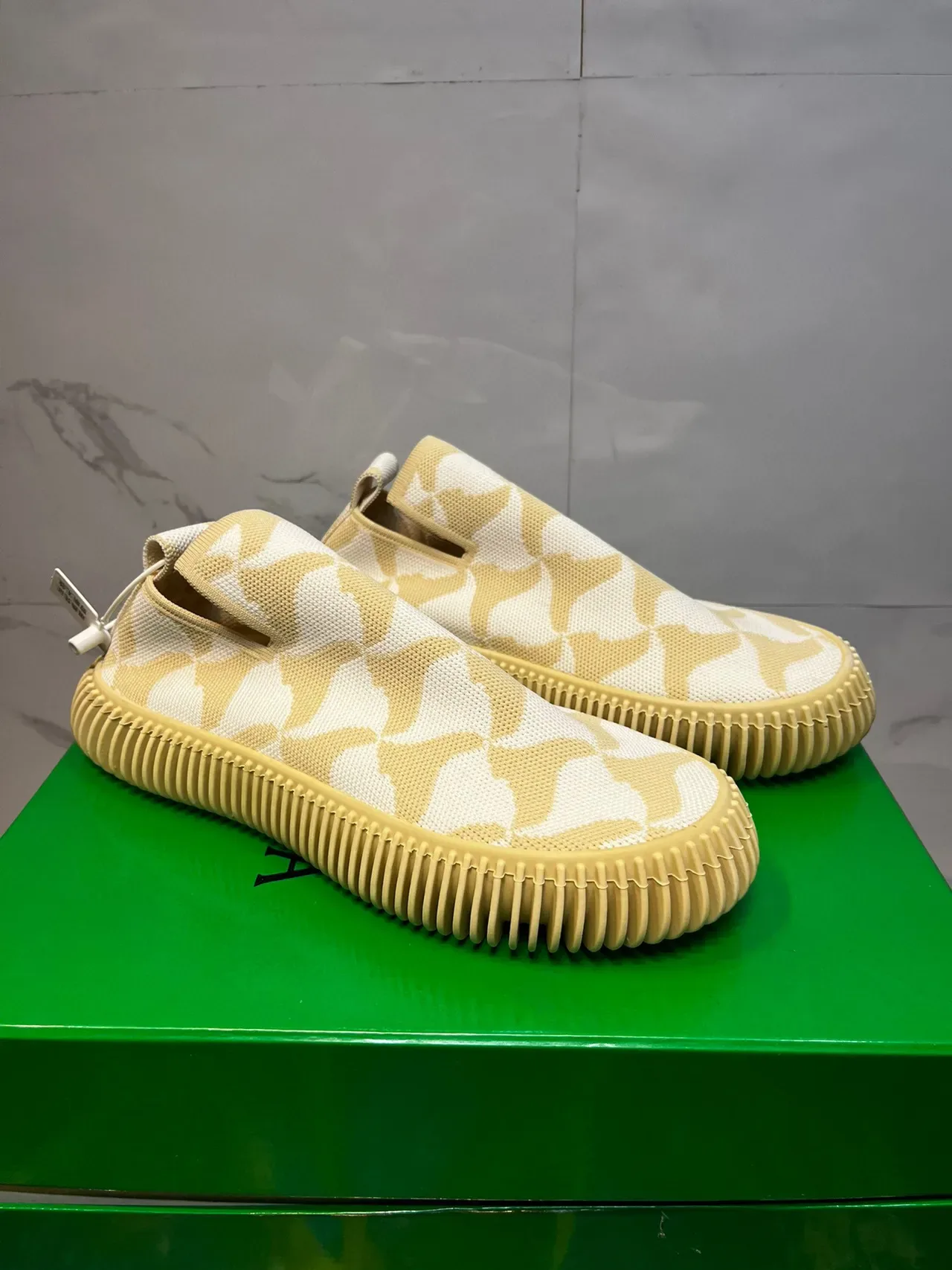 Beige Yellow Knit Slip-On Ribbed Rubber Sole Sneakers 9