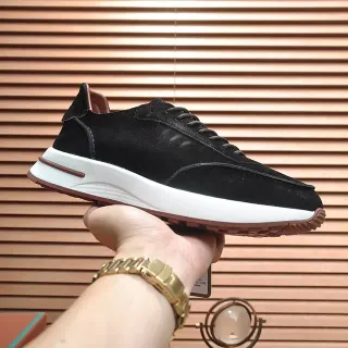 Zapatillas de ante negro marrón midsole sculptada blanca