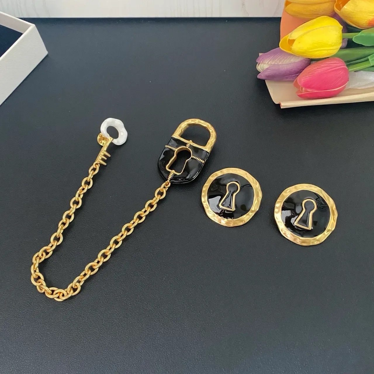 Black Gold Lock-and-Key Motif Enamel Resin Details Jewelry 3