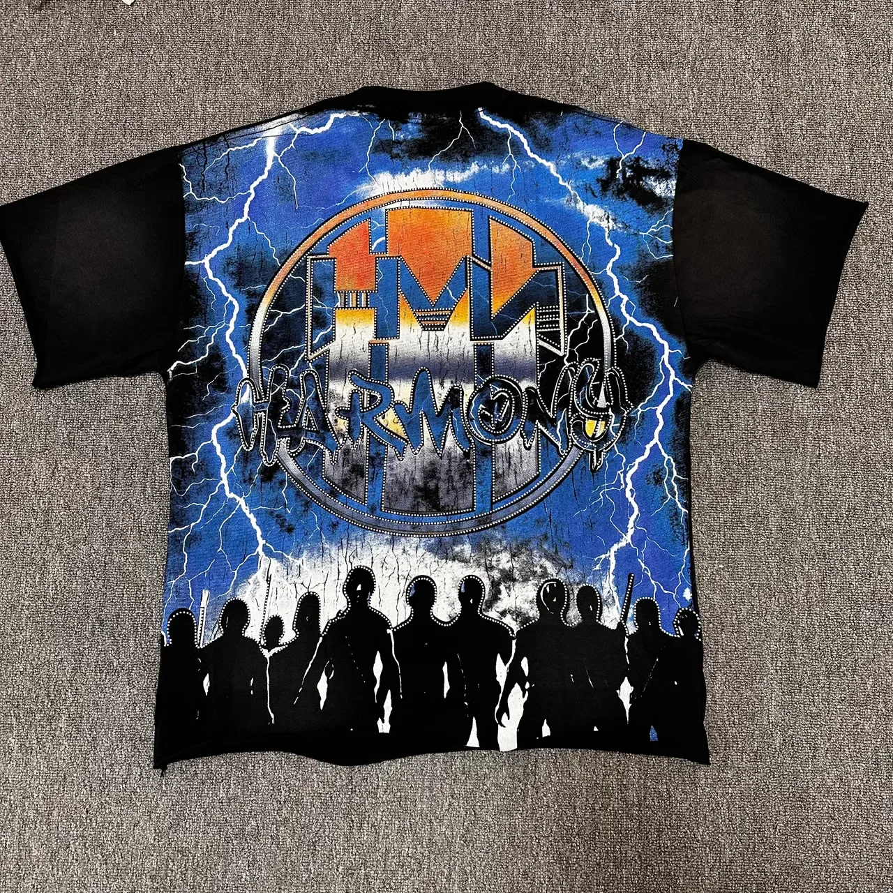 Black Graphic-Print Crew-Neck Oversized T-Shirt 2