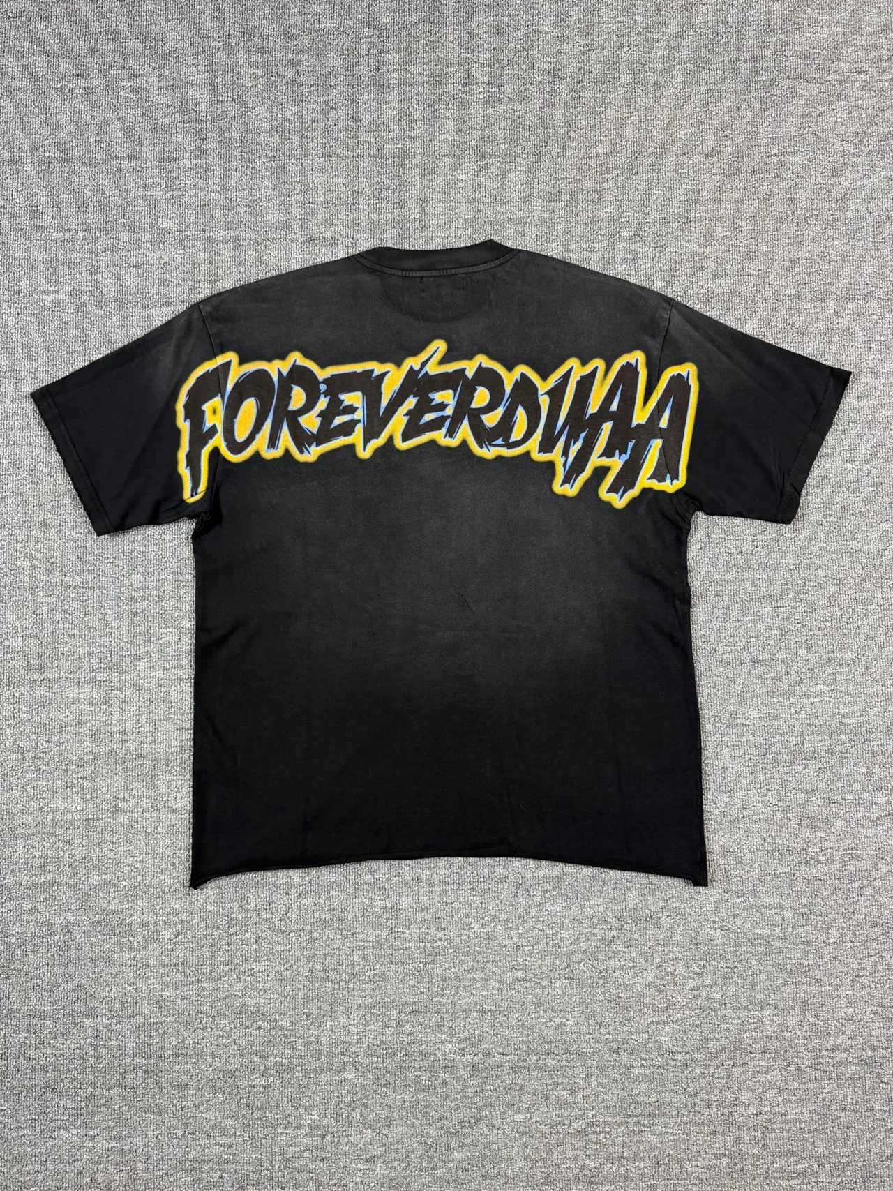Black Graphic-Print UFO Illustration T-Shirt 5