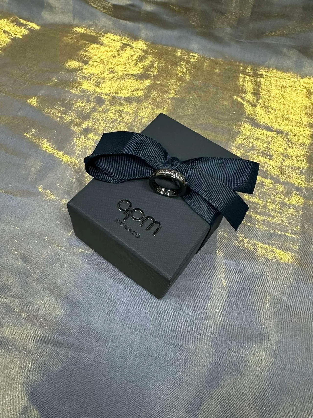 Black Pavé-Set Stone Ring 7