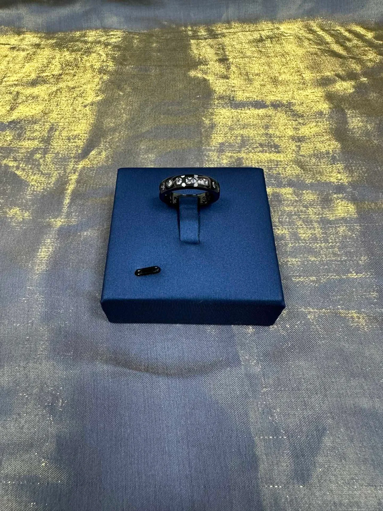 Black Pavé-Set Stone Ring 9