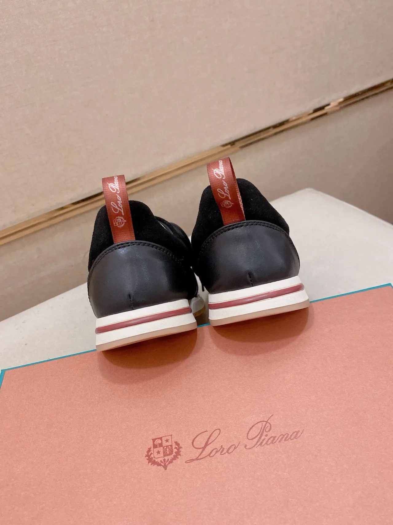 Black Pink Suede Upper Rubber Toe Cap Sneakers 3