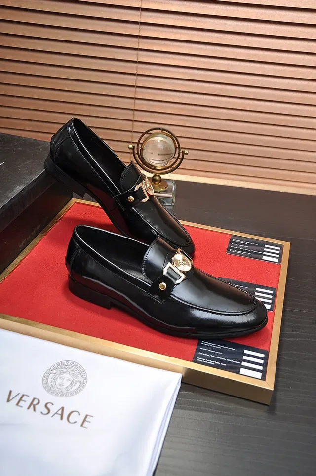 Black Polished Leather Horsebit Buckle Loafer 5