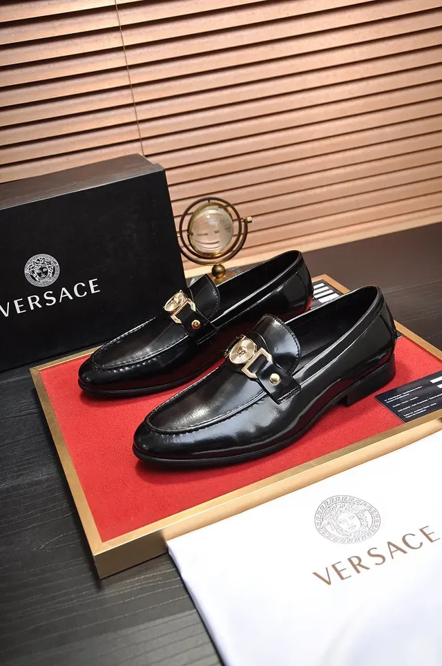 Black Polished Leather Horsebit Buckle Loafer 7