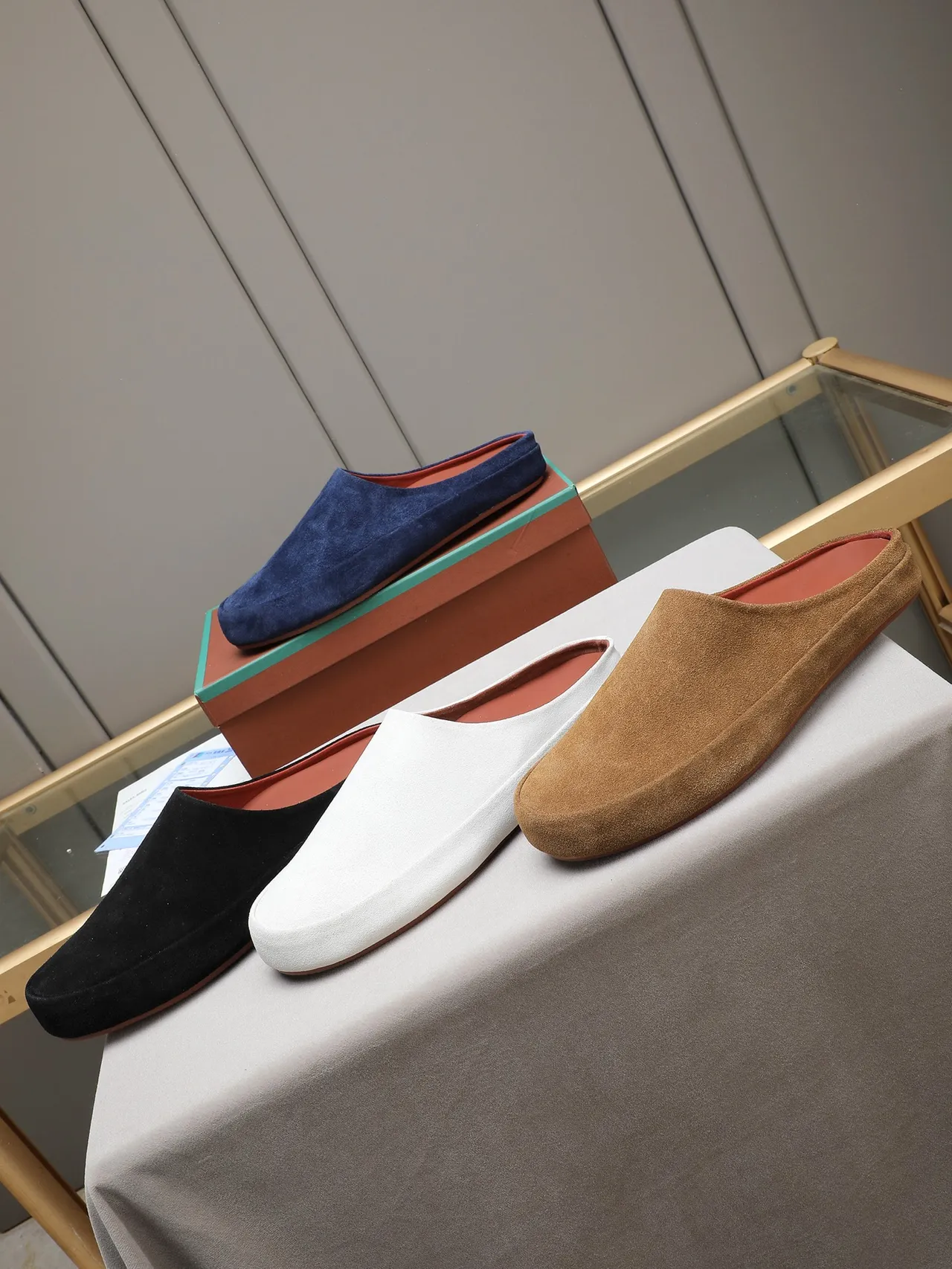 Black Red Suede Open-Back Slippers 2