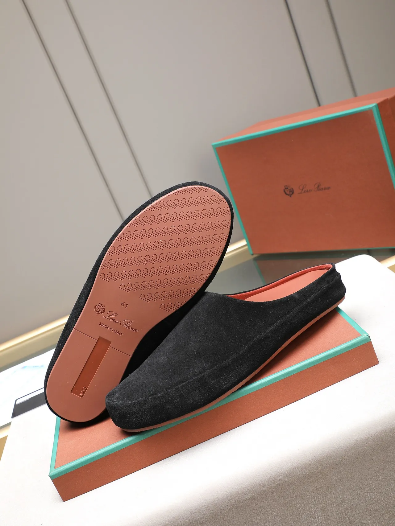 Black Red Suede Open-Back Slippers 4