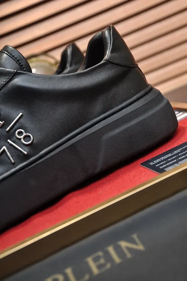 Black Silver Leather Metallic Side Emblem Sneakers 2
