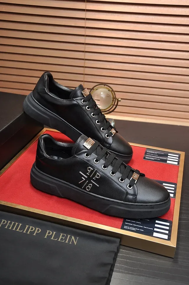 Black Silver Leather Metallic Side Emblem Sneakers 5