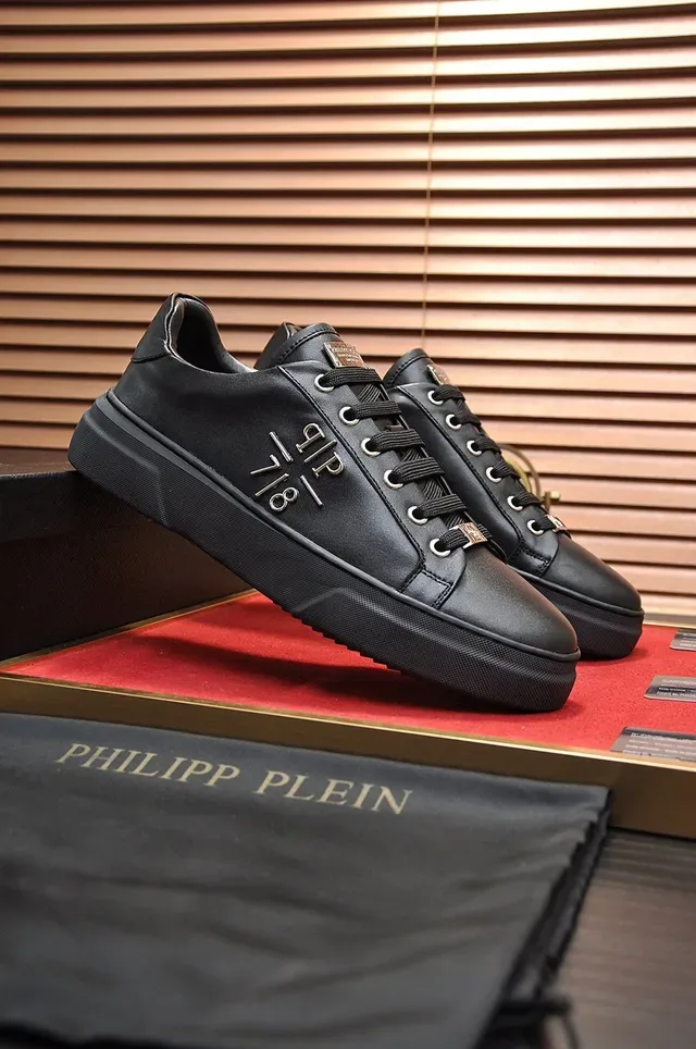 Black Silver Leather Metallic Side Emblem Sneakers 9