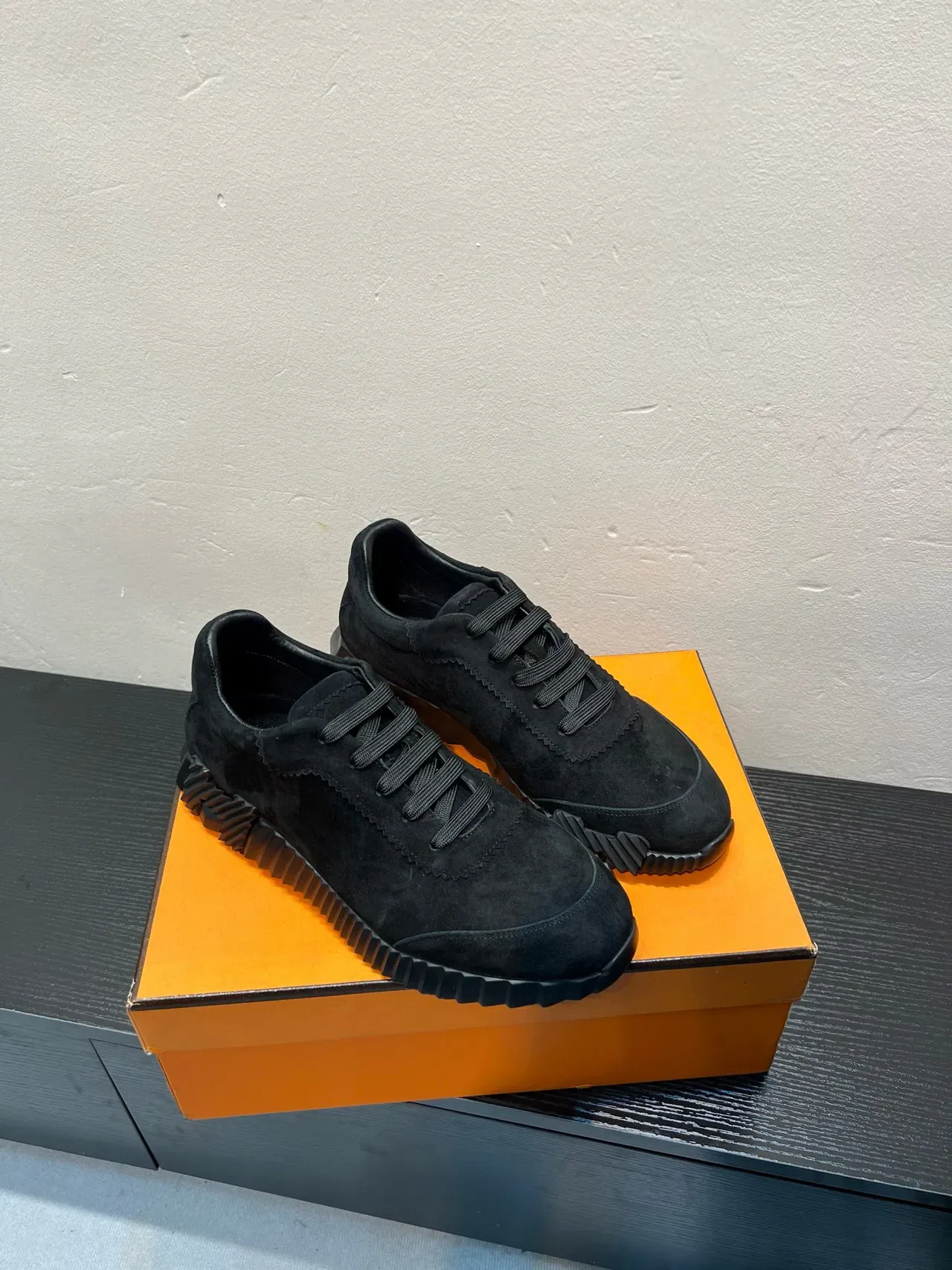 Black Suede Upper Scalloped Collar Lifestyle Sneakers 5
