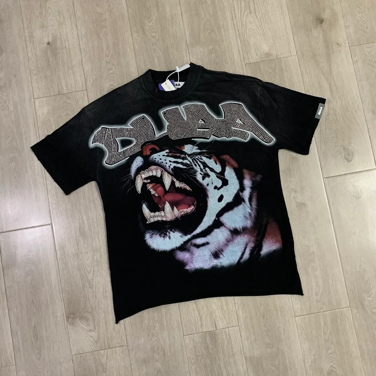 Black White Graphic Tee Rhinestone Embellished T-Shirt 5