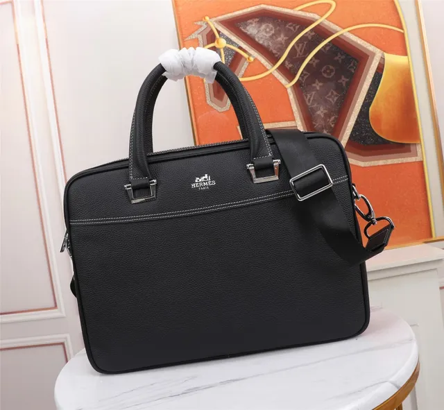 Black White Pebbled Leather Contrast Stitching Boston Bag 7