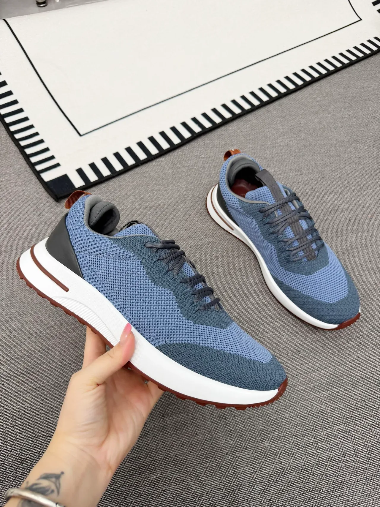 Blue Brown Knit Mesh Upper Two-Tone Color Blocking Sneakers 1
