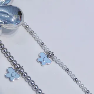 蓝色白色珍珠串珠珐琅花形吊坠项链