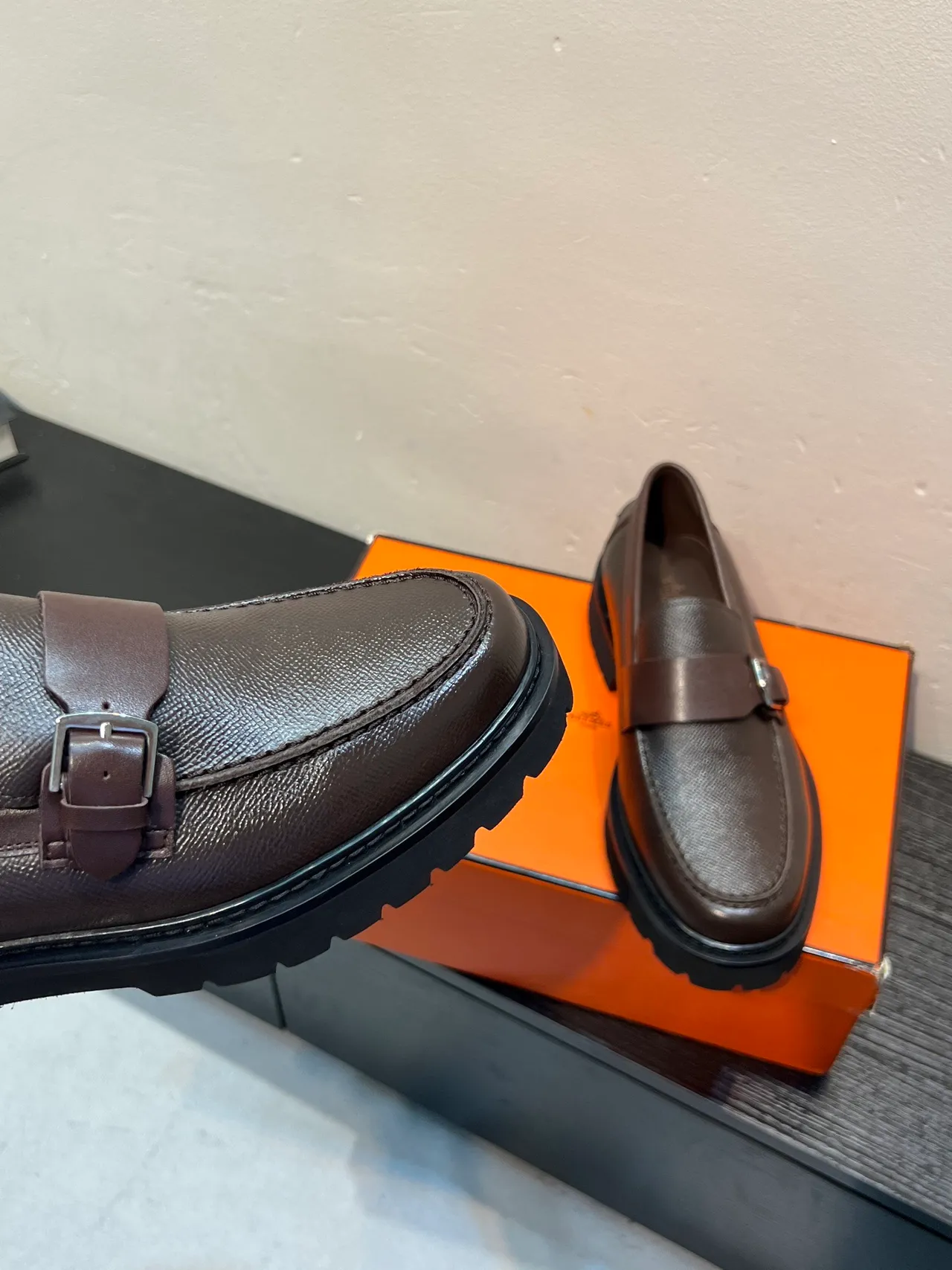 Brown Black Buckle Strap Textured Leather Upper Loafer 8