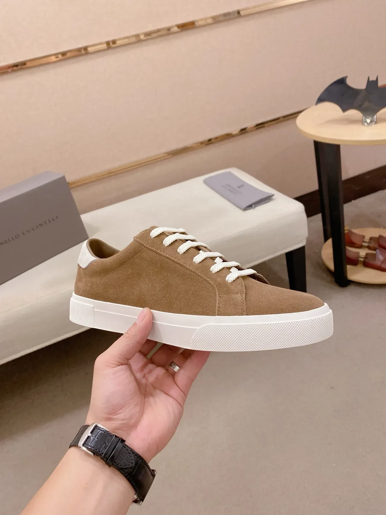 Brown White Suede Upper Laces Sneakers 4