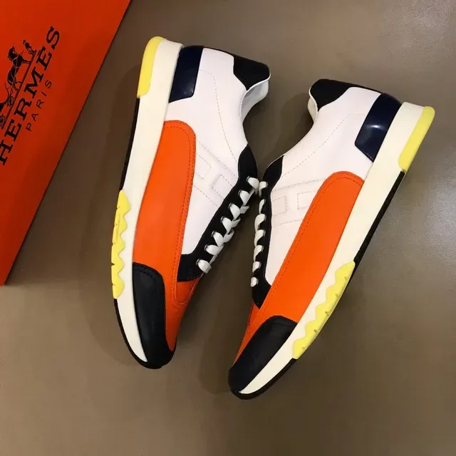 Color-Blocked Layered Leather Low-Top Lace-Up Sneaker 8