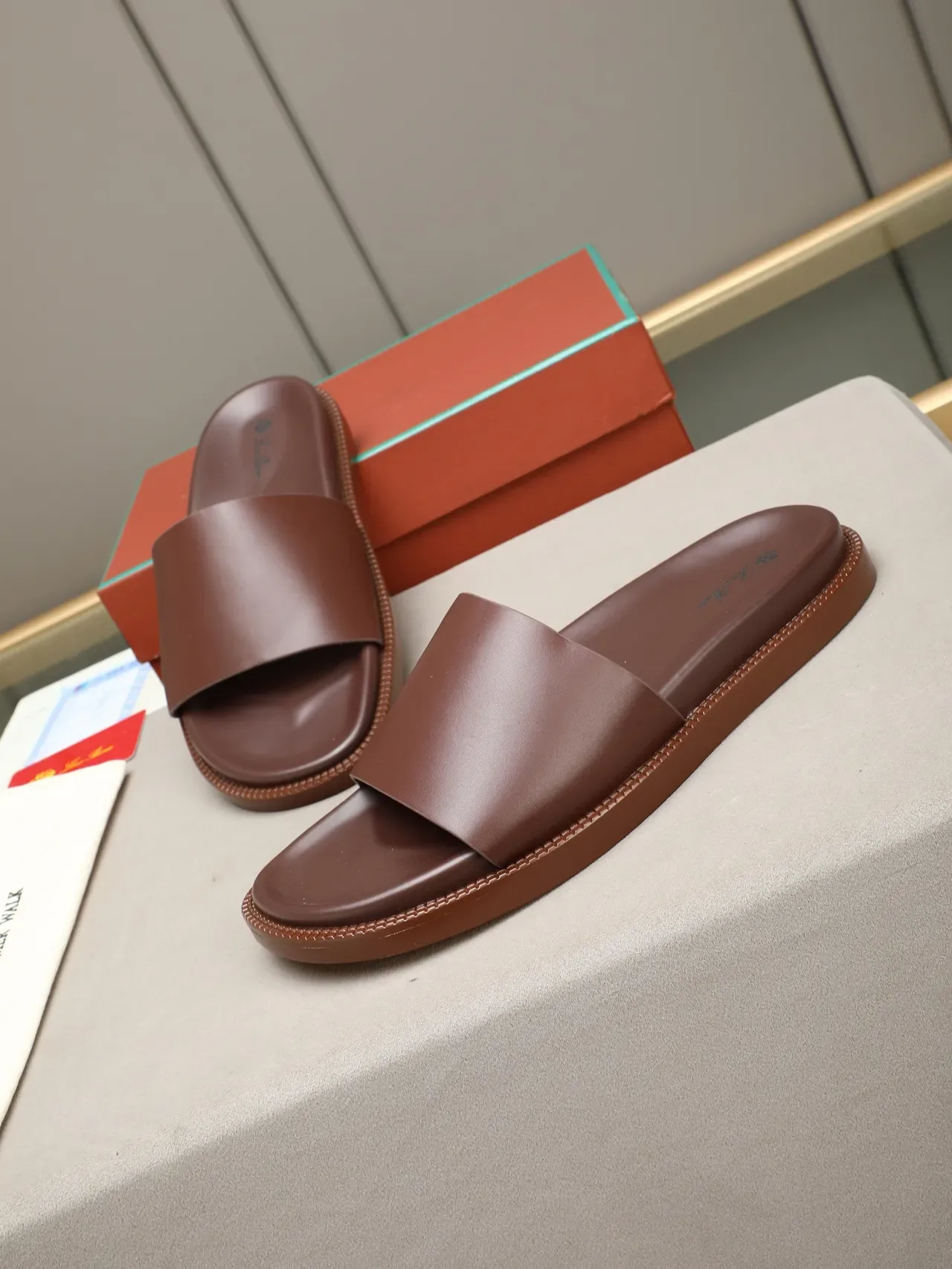 Contrast-Strap Suede and Leather Slide Slippers 8
