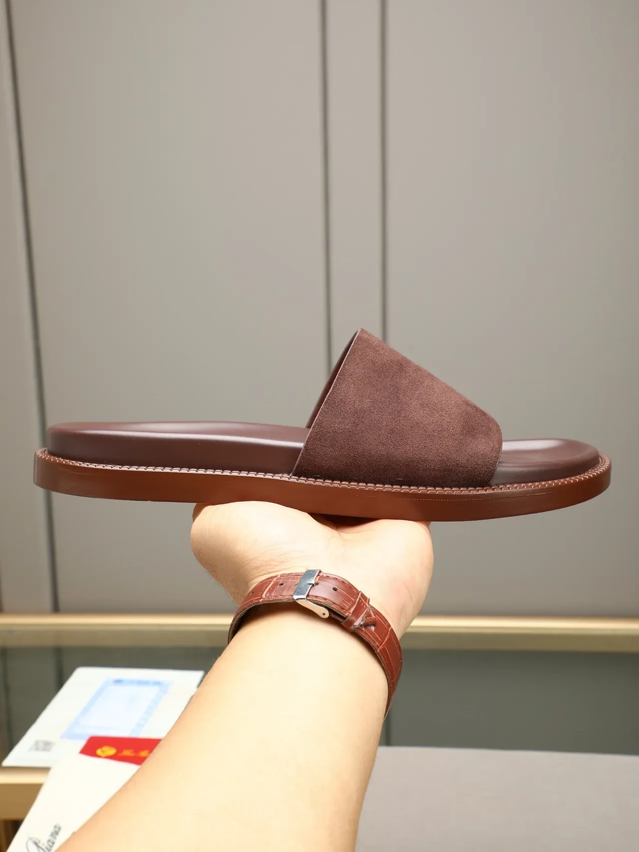 Contrast-Strap Suede and Leather Slide Slippers 21