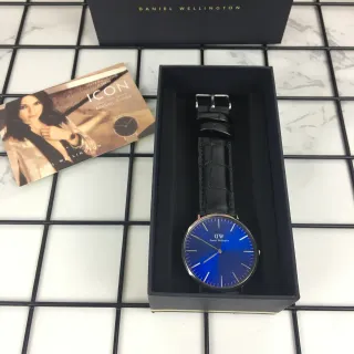 Daniel Wellington Blue Black Minimalist Sunburst Dial Quartz Watch