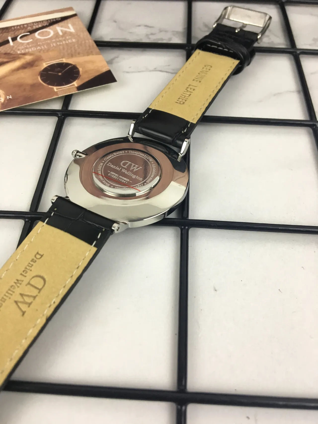 Daniel Wellington Blue Black Minimalist Sunburst Dial Quartz Watch 3