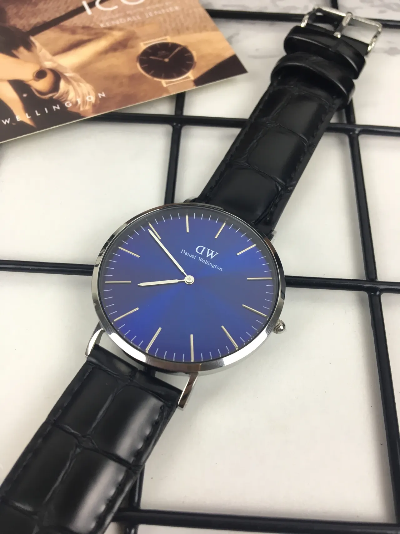 Daniel Wellington Blue Black Minimalist Sunburst Dial Quartz Watch 5