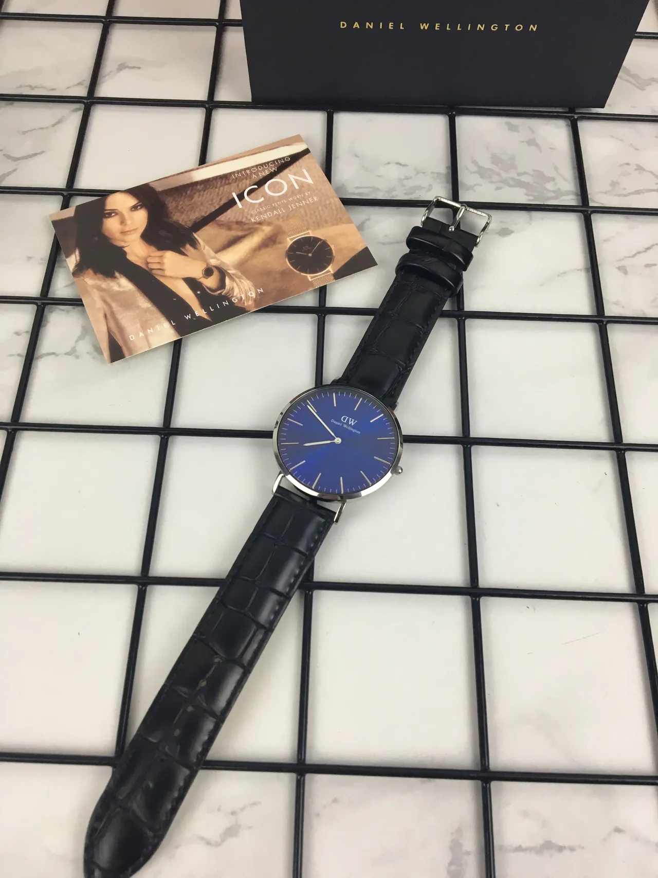 Daniel Wellington Blue Black Minimalist Sunburst Dial Quartz Watch 6