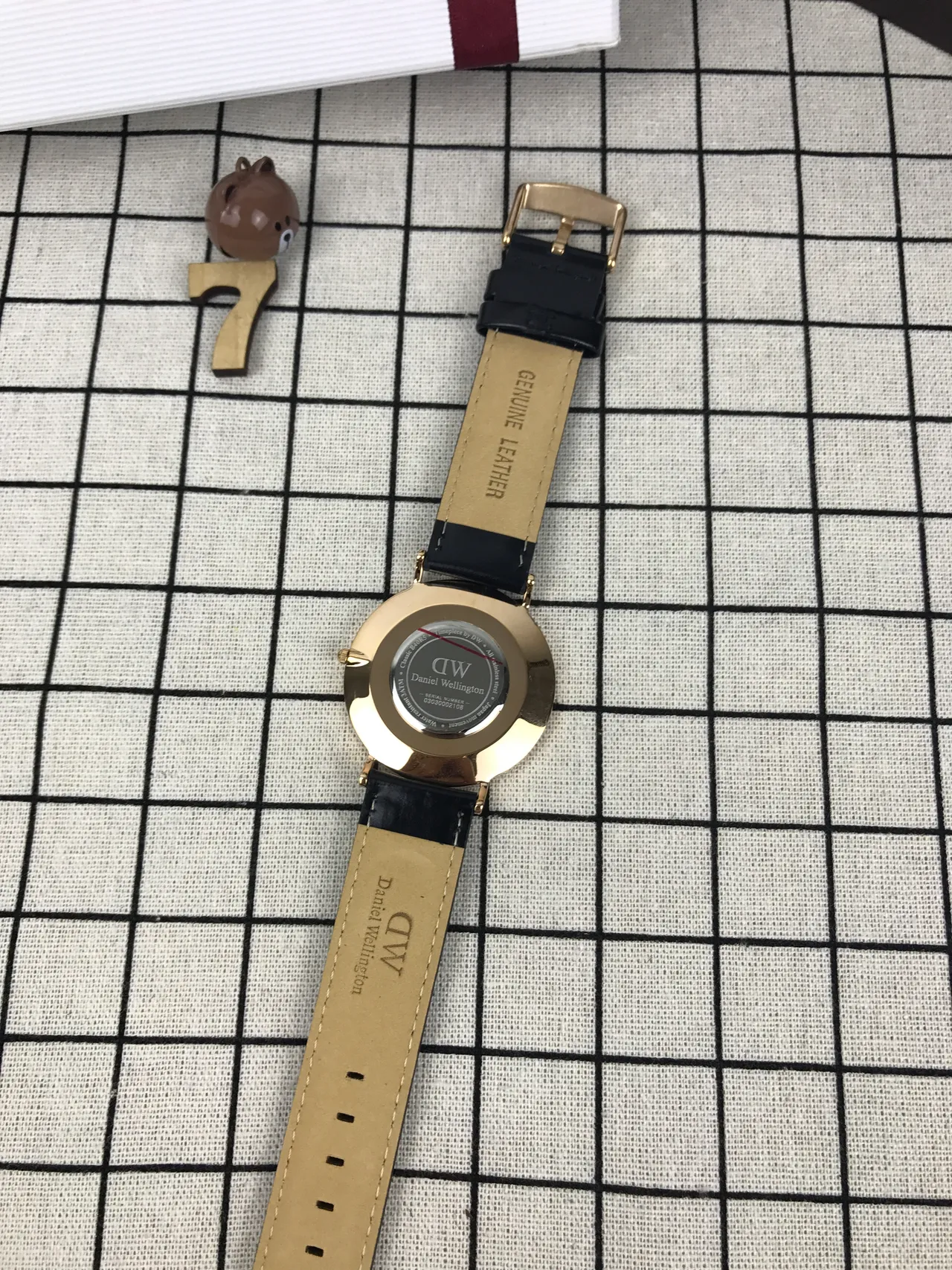 Daniel Wellington Montre Classique Or Noir Minimaliste Étui Fin Quartz 3