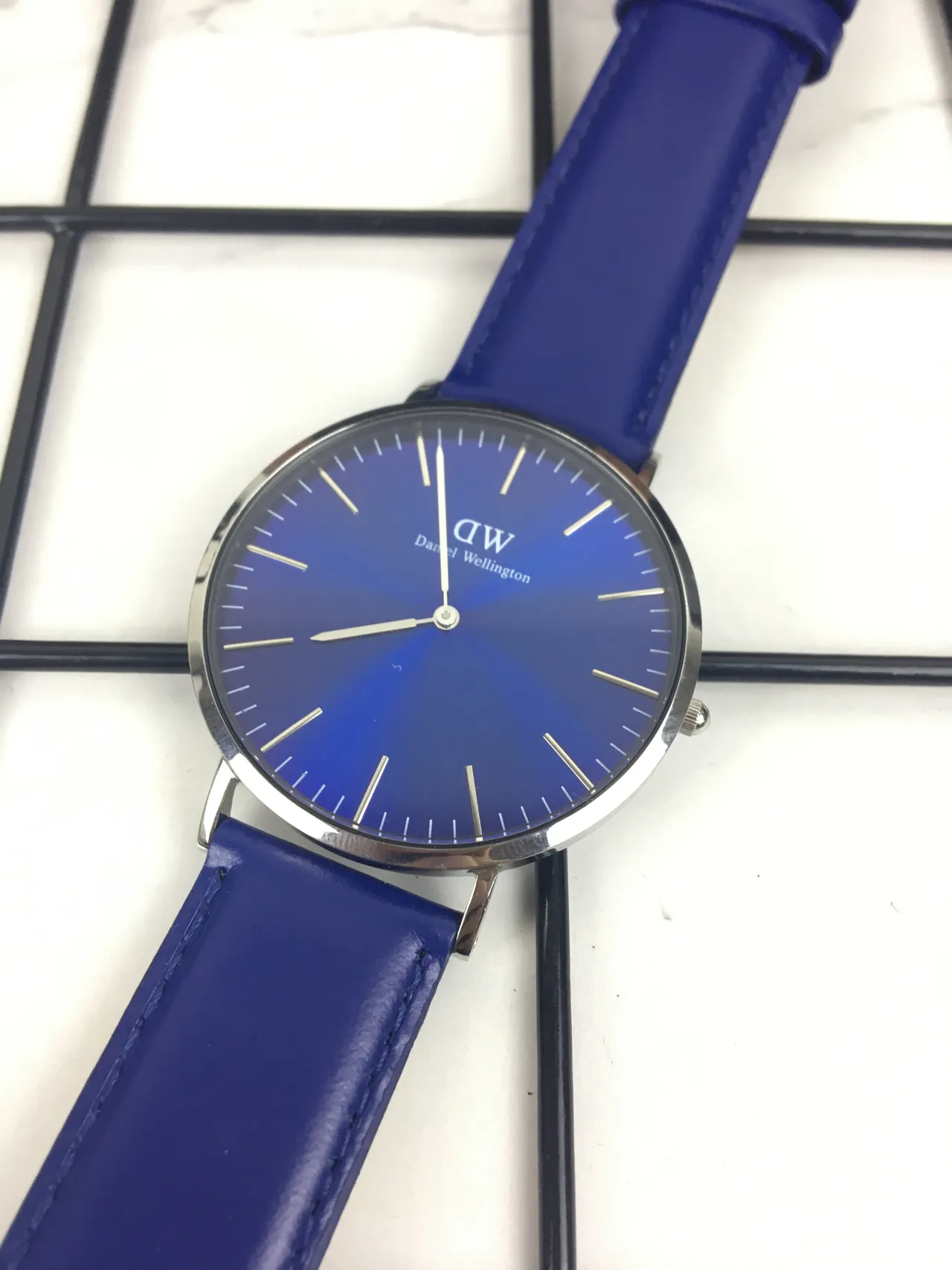 Daniel Wellington Icon Blue Gradient Dial Quartz Watch 5