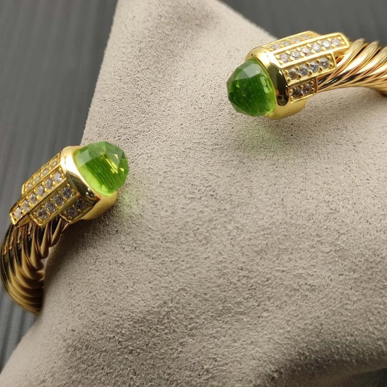 David Yurman Cable Classic Gold Green Twisted Gemstone Terminals Bracelet 6