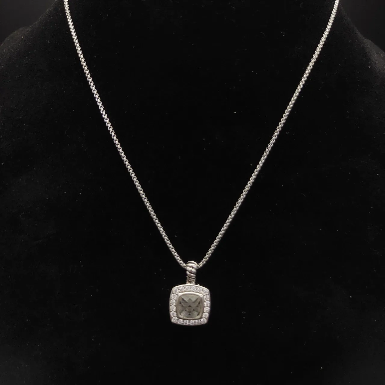 David Yurman Cable Collectibles Pierre Gris Coussin Pavé Collier Halo 3