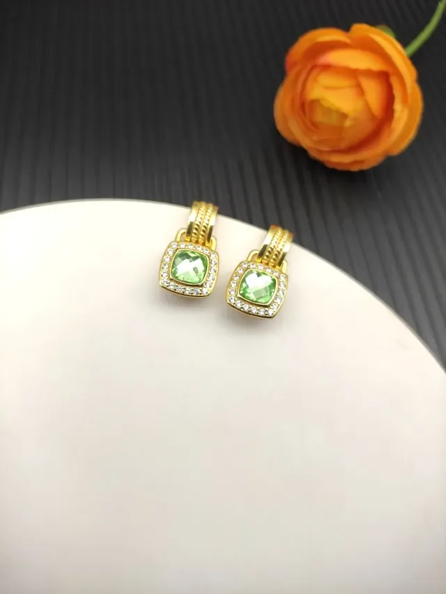 David Yurman Boucles d'Oreilles Halo Gemmes Vertes et Diamants en Doré 4