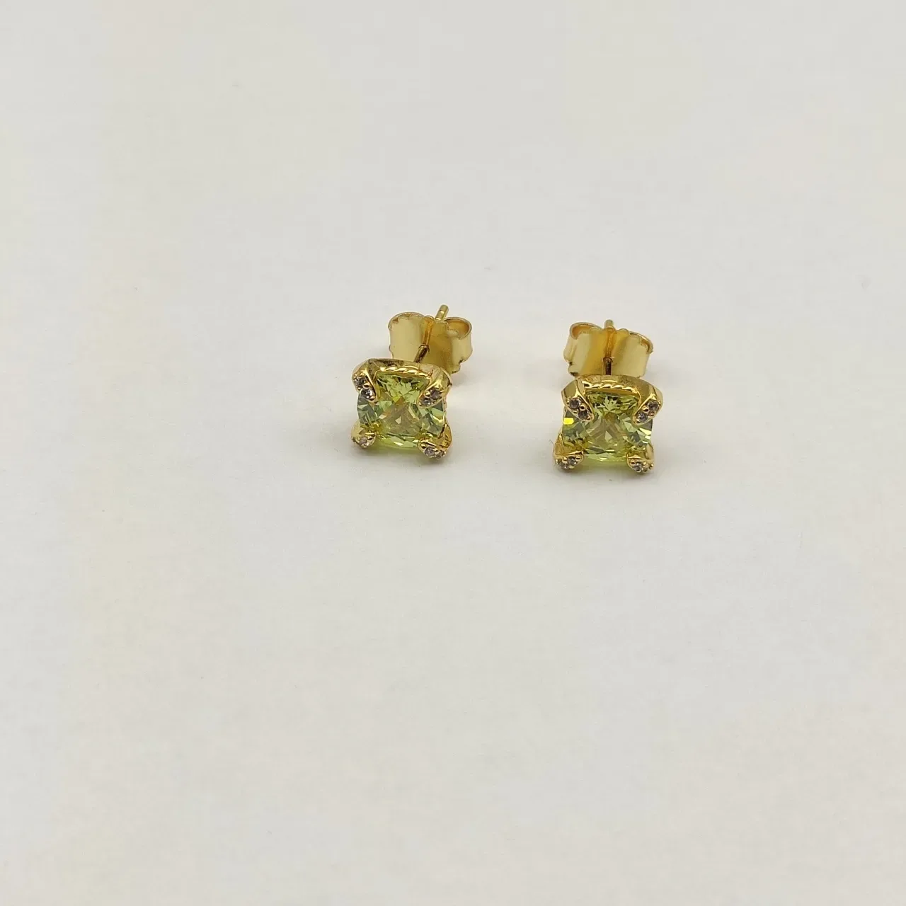 David Yurman Gold-Tone Square Green Gemstone Stud Earrings 5