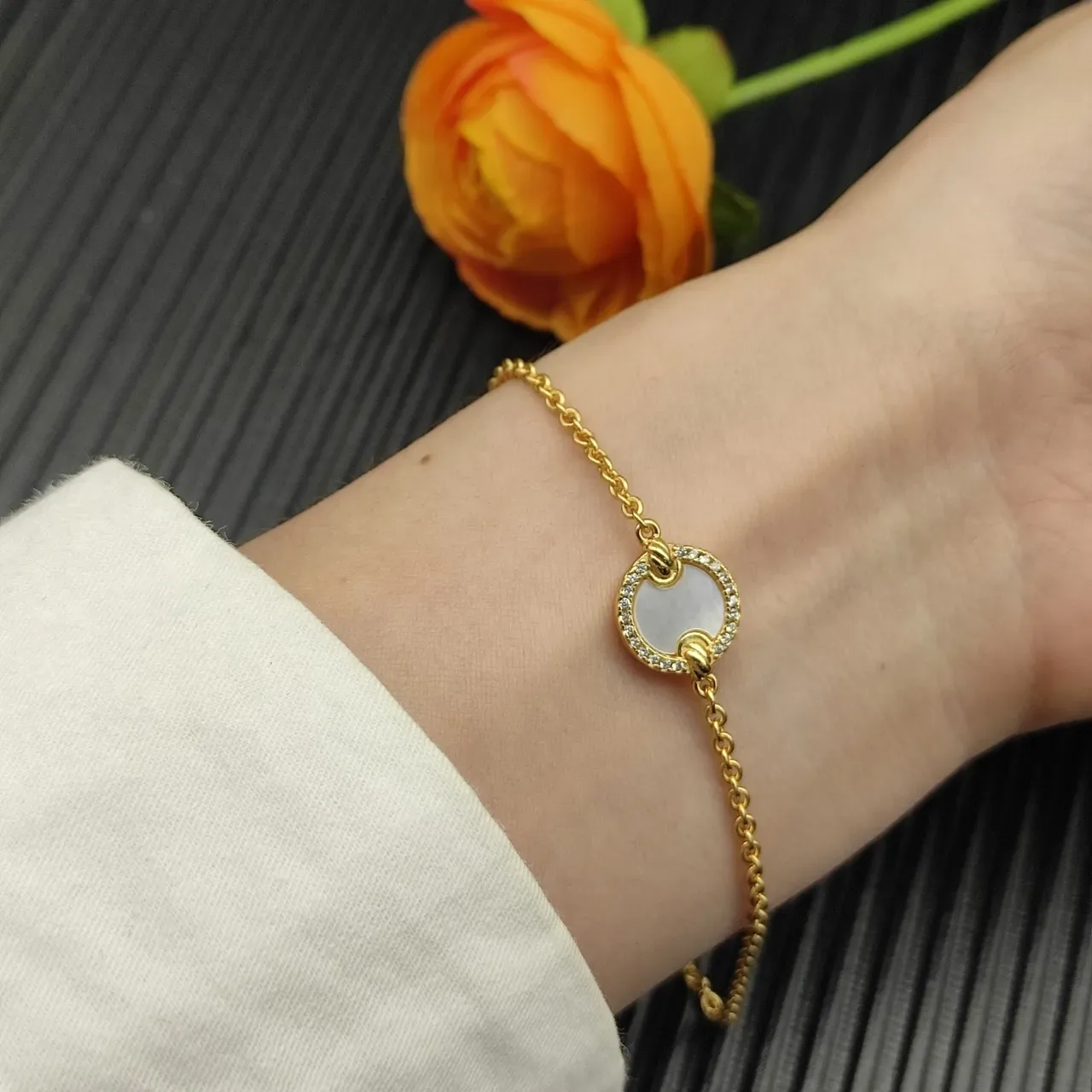 David Yurman Gold White Chain Circular Pavé Bezel Pendant Bracelet 6