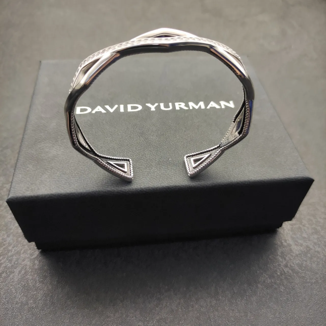 David Yurman Argent Noir Géométrique Ouvert Manchette Pavé-Set Pierres Bracelet 5