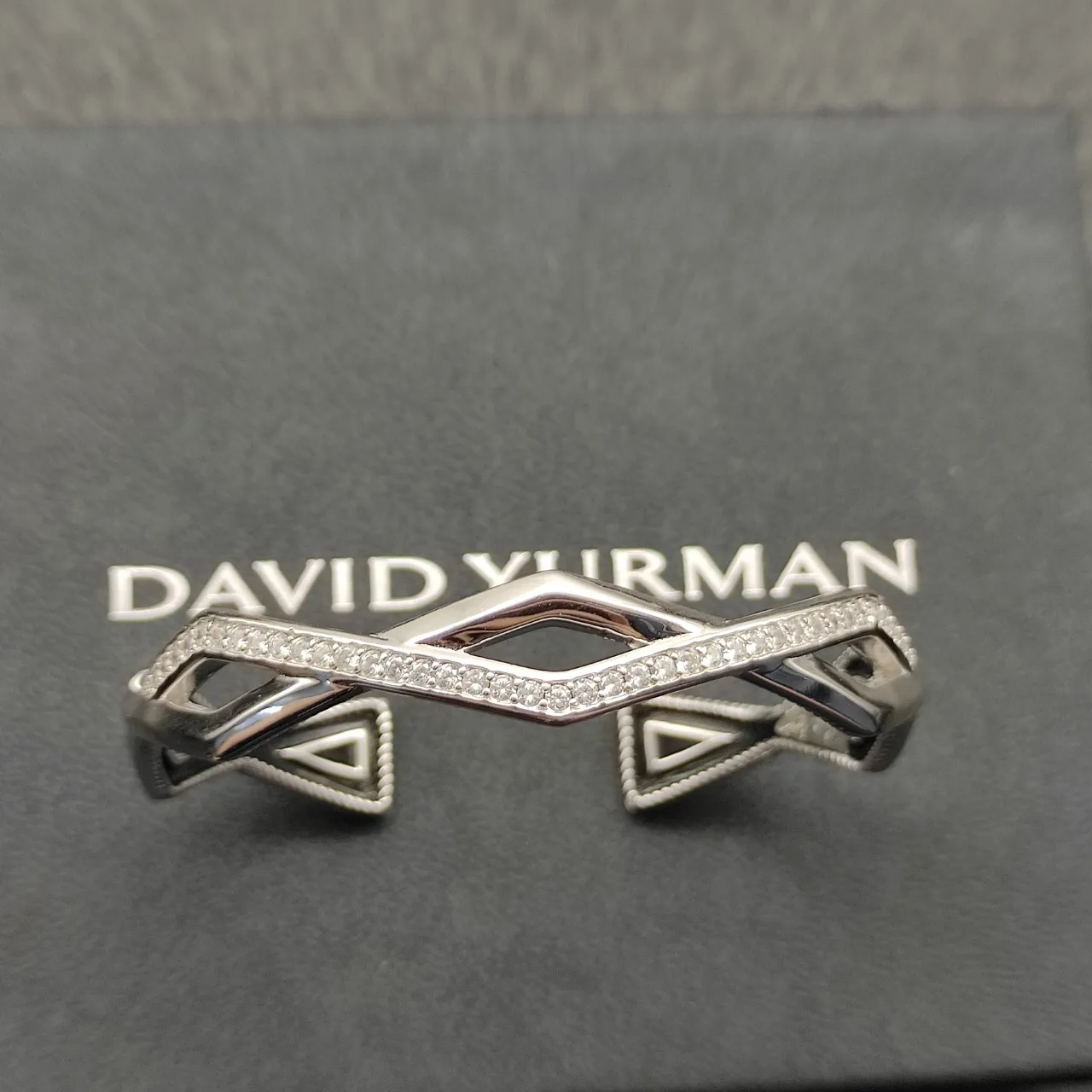 David Yurman Argent Noir Géométrique Ouvert Manchette Pavé-Set Pierres Bracelet 7