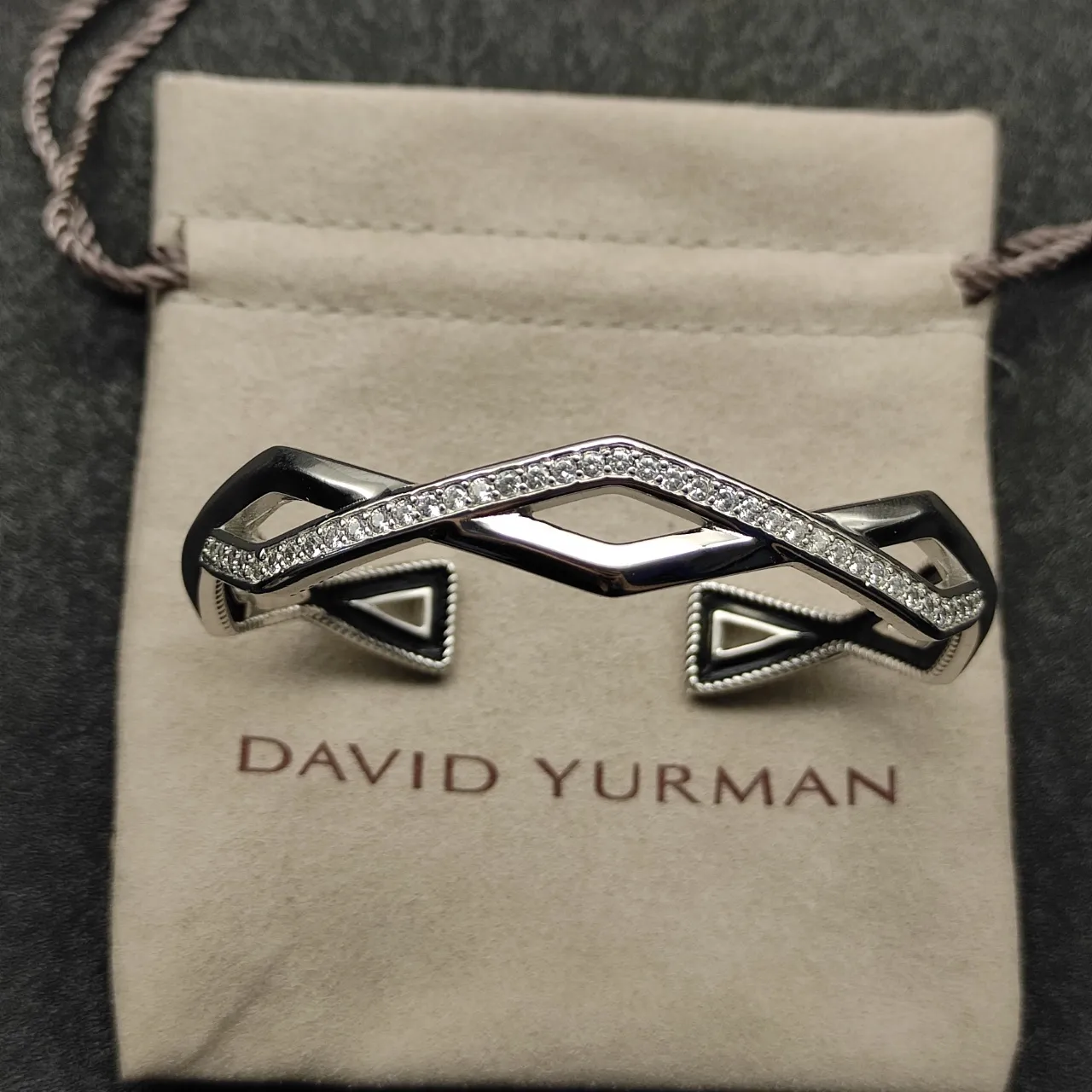 David Yurman Argent Noir Géométrique Ouvert Manchette Pavé-Set Pierres Bracelet 9